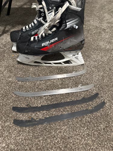 Bauer Vapor X3 Hockey Skates Regular Width 11 (Used)