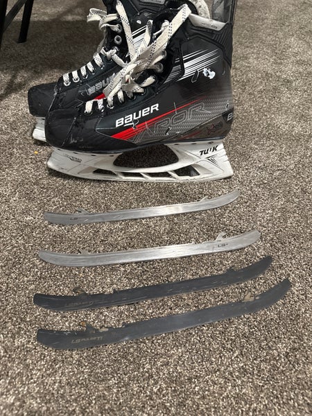 Bauer Vapor X3 Hockey Skates Regular Width 11 (Used)