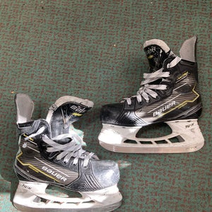 Bauer Supreme Matrix Hockey Skates | Size 2