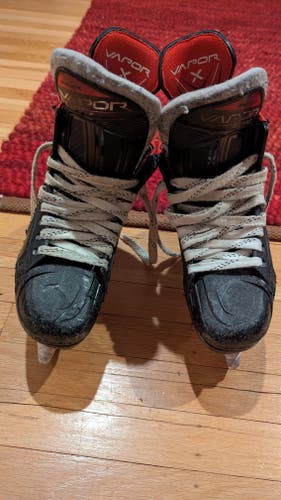 Bauer Vapor 3X Pro Hockey Skates Regular Width Size 3.5 (Used)
