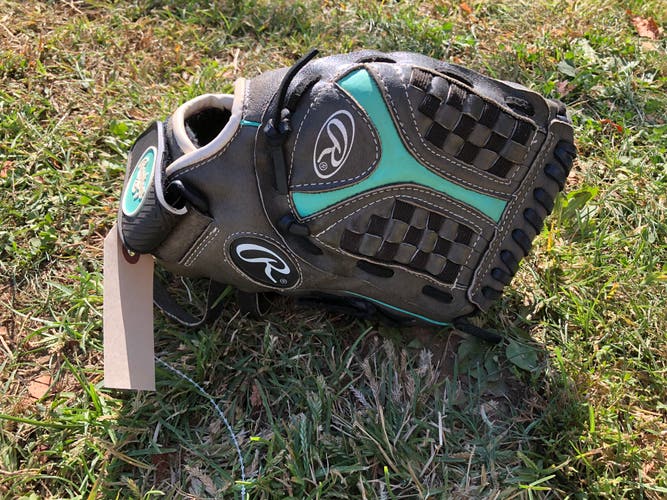 Rawlings Storm RH Pitcher's Softball Glove 11.5" (Used)