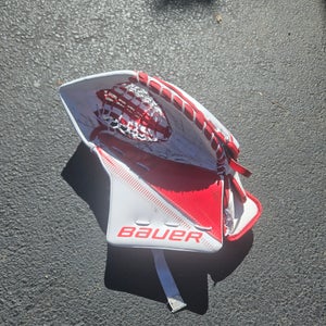 Bauer Supreme S29 Goalie Glove Regular (Used)