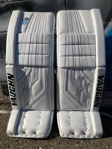 Senior Vaughn Velocity VE8 Pro Carbon Goalie Leg Pads | 33"+2"