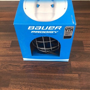 Youth Bauer Prodigy Helmet (New)