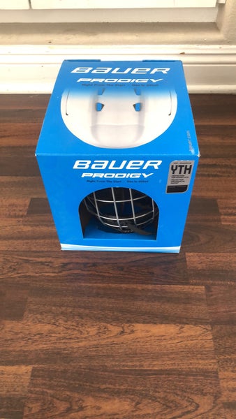 Youth Bauer Prodigy Helmet (New)