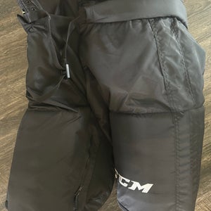 Men's Senior Large CCM HP70 Hockey Pants (New)