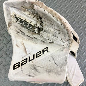 Bauer Vapor X700 Regular Senior Goalie Glove Used