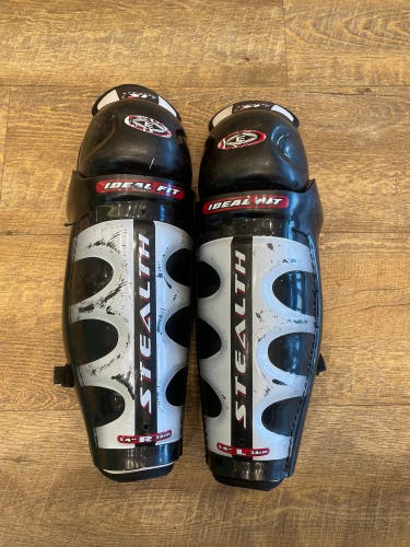 Senior Easton Stealth S1 Shin Pads 14" (Used)