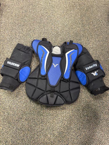 Youth Small/Medium Vaughn Velocity V6 700 Goalie Chest Protector (Used)