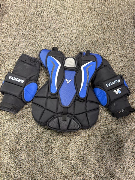 Youth Small/Medium Vaughn Velocity V6 700 Goalie Chest Protector (Used)