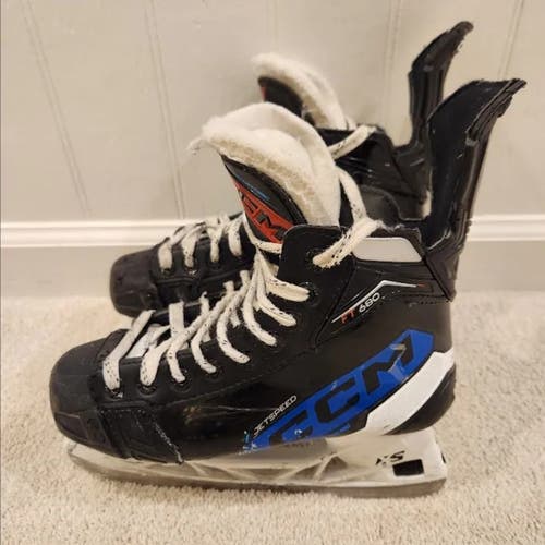 CCM Jetspeed FT680 Hockey Skates Regular Width Size 3.5 (Used)