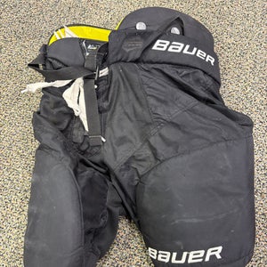 Black Youth Large Bauer Supreme Ultrasonic Hockey Pants (Used)