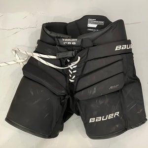 Black Senior Medium Bauer Pro Hockey Goalie Pants (Used)