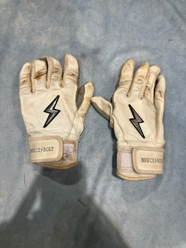 White Youth Large Bruce Bolt Batting Gloves (Used)