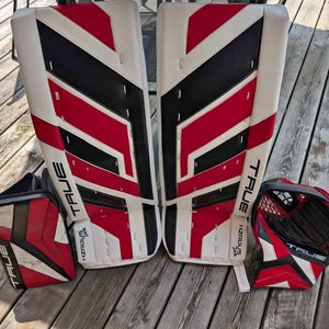 32" True HZRDUS 7X4 Goalie Leg Pads
