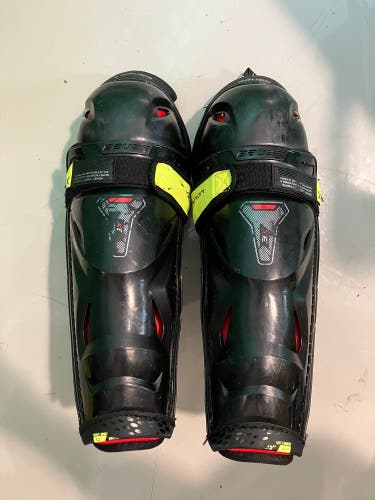Junior Bauer Vapor 3X Shin Pads 12" (Used)