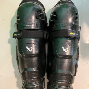 Intermediate Bauer Supreme M5 Pro Shin Pads 13" (Used)