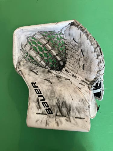 White Senior Bauer Supreme Shadow Goalie Glove (Used)