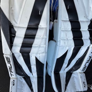 33" True Catalyst 9X3 Goalie Leg Pads