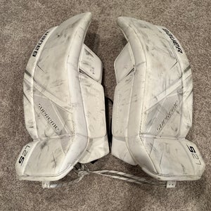 Small Bauer Supreme S27 Goalie Leg Pads (Used)