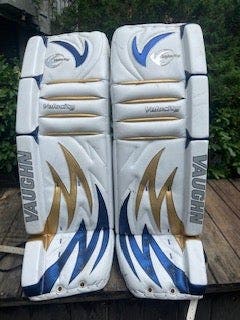Used 35" Vaughn Velocity V3 Goalie Leg Pads