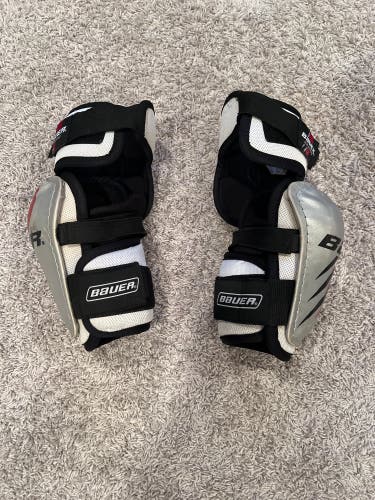 Senior Medium Bauer Elbow Pads (Used)