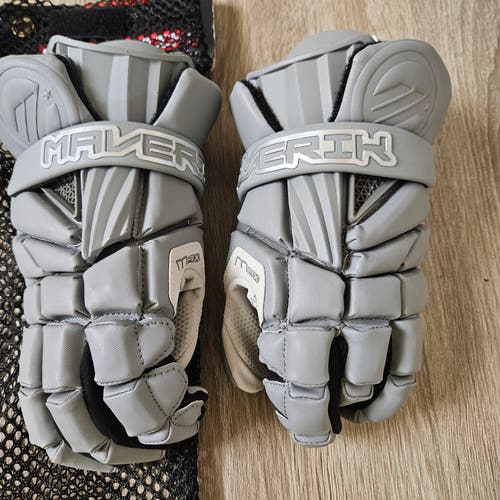 Maverik Max Lacrosse Gloves 13" (New)