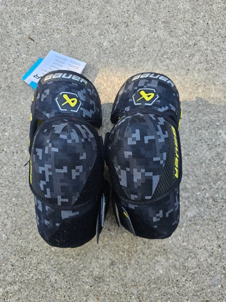 Junior Medium Bauer Supreme M3 Elbow Pads (New)