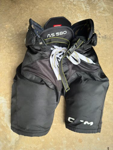 Men's Intermediate Large CCM Tacks AS 580 Hockey Pants (Used)