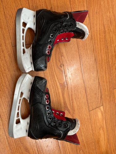 Bauer Vapor 1X Hockey Skates Regular Width Youth 11D (Used)