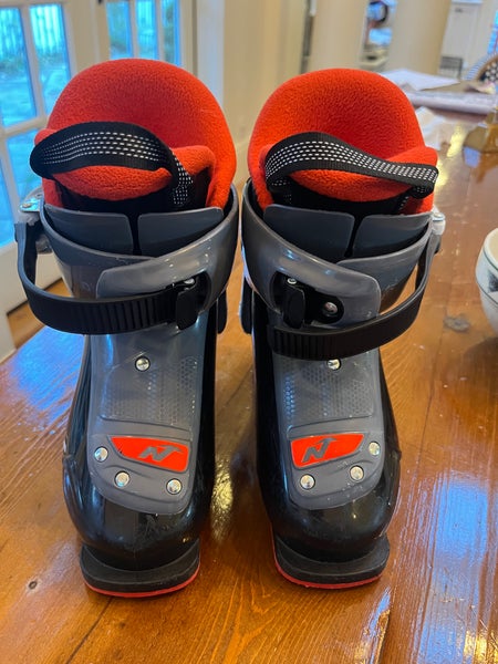 Nordica SpeedMachine J1 Kids Ski Boots 16.5 (*Near Mint Cont.*)