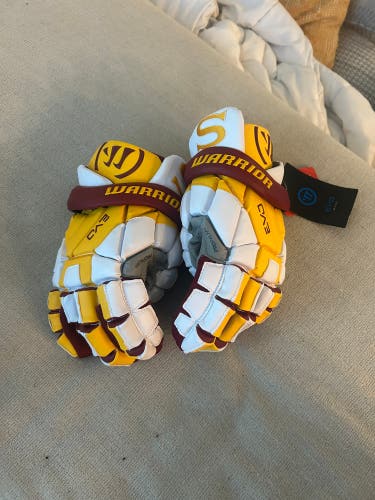 NEW Salisbury Men’s Lacrosse Gloves