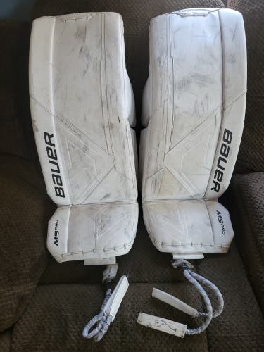 30" Bauer Supreme M5 Pro Goalie Leg Pads (Used)
