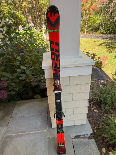 2024 Rossignol Hero SL 150 cm skis
(READ DESCRIPTION)