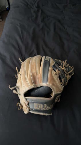 2023 Wilson A2K 1786 RH Infield Baseball Glove 11.5" (Used)