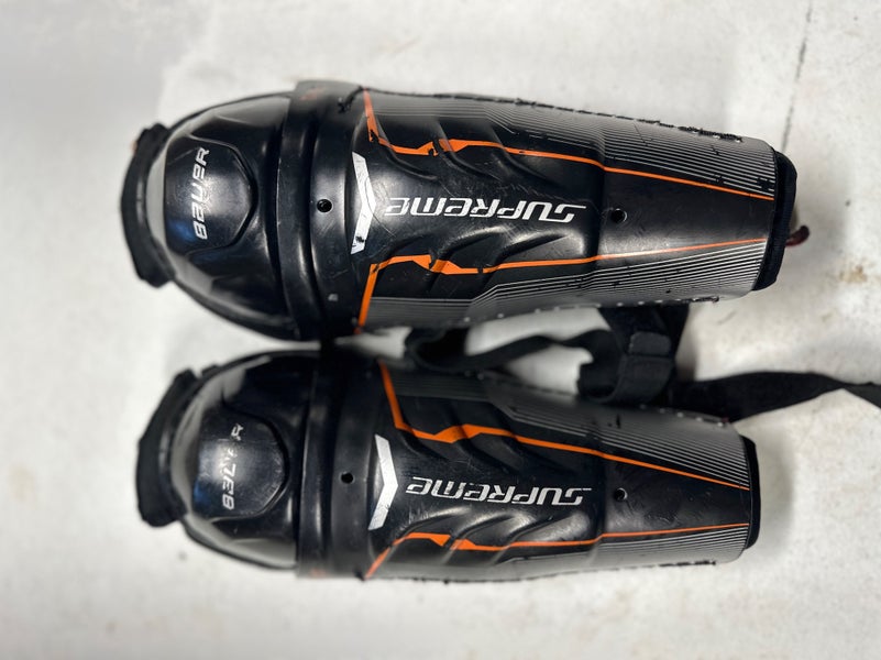 Youth Bauer 9" Shin Pads (Used)