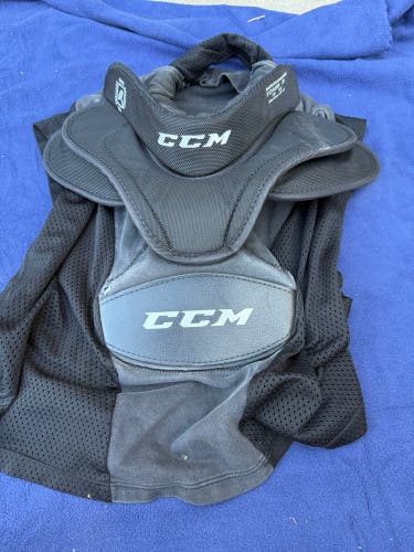 Ccm TC688 hockey goalie Junior neck guard Small/Medium