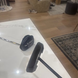 L.A.B. Golf Mezz.1 Max Right Handed Putter 35" (Used)