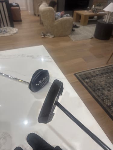 L.A.B. Golf Mezz.1 Max Right Handed Putter 35" (Used)