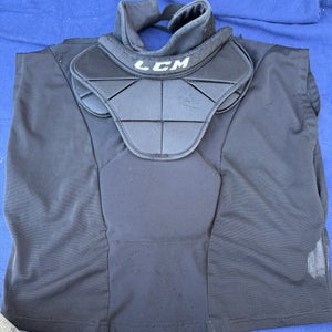 CCM goalie neck guard L/XL