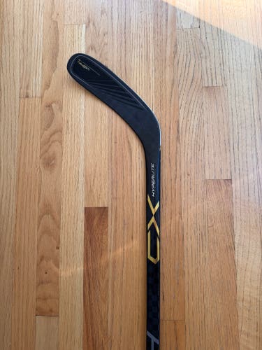 Senior Easton Stealth CX Hyperlite Left Hand Hockey Stick 75 Flex E36 (P88) Curve