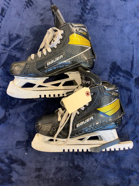 Senior Bauer Supreme UltraSonic Hockey Goalie Skates Regular Width 5.5 (Used)