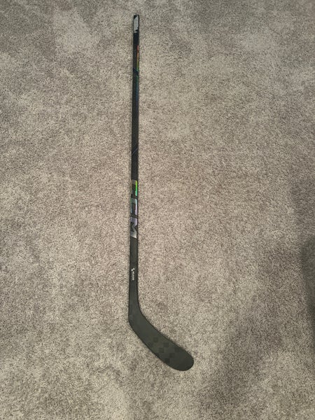 Intermediate CCM RibCor Trigger 9 Pro Right Handed Hockey Stick P28 (Used)