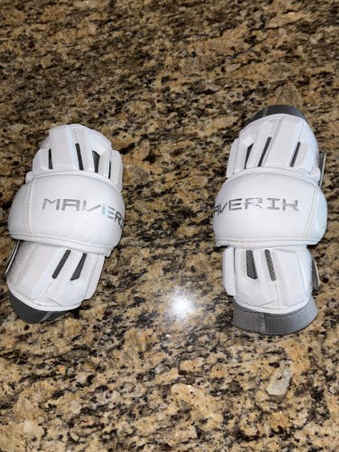 Medium Adult Maverik Max Arm Pads (Used)