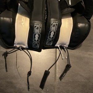 24" 2022 Bauer GSX Prodigy Goalie Leg Pads (Used)