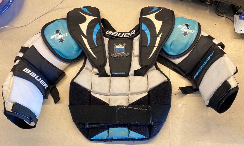 Youth Small/Medium Bauer Prodigy Ice Hockey Goalie Chest Protector (Used)