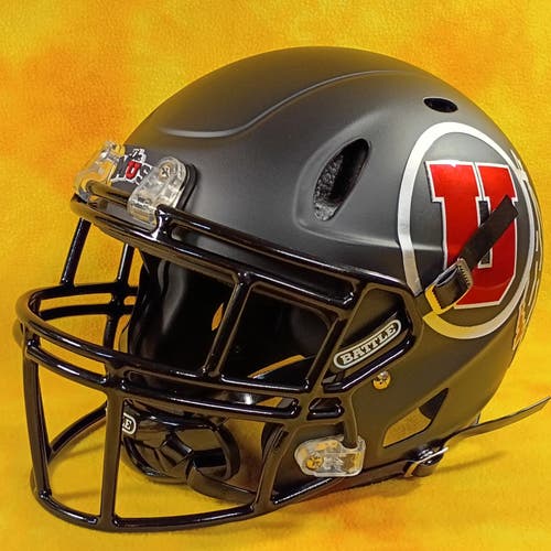 Utah Utes SuPer Custom fullsize LIGHT football helmet Youth XL matte black