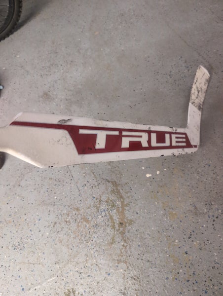 Senior True Catalyst 9X Regular Goalie Stick 26" Paddle (Used)