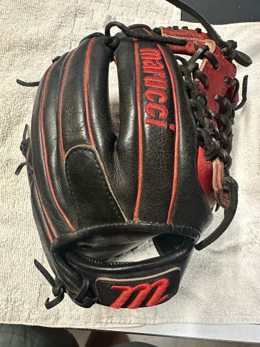Marucci RH Softball Glove 11.75" (Used)