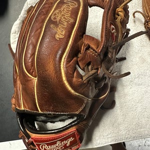 Rawlings RH Softball Glove 11.75" (Used)